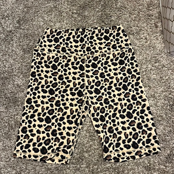 Active Leopard Leopard Print Biker Shorts Forever 21 Beach Riot